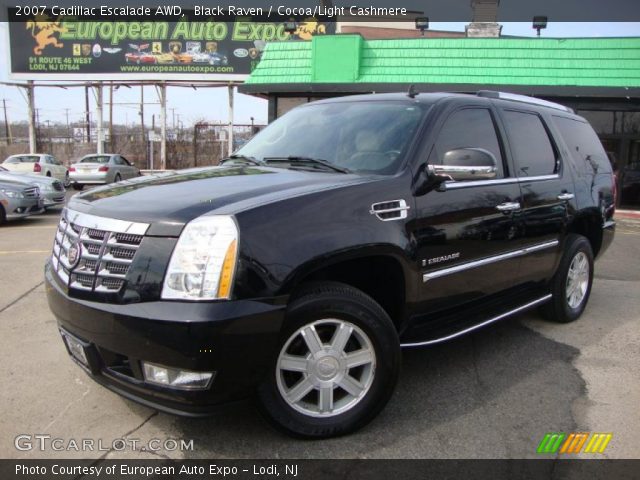 2007 Cadillac Escalade AWD in Black Raven