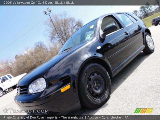 2006 Volkswagen Golf GL 4 Door in Black