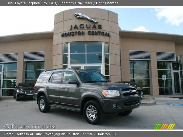 2005 Toyota Sequoia SR5 4WD in Phantom Gray Pearl