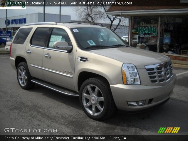 2011 Cadillac Escalade Luxury AWD in Gold Mist Metallic