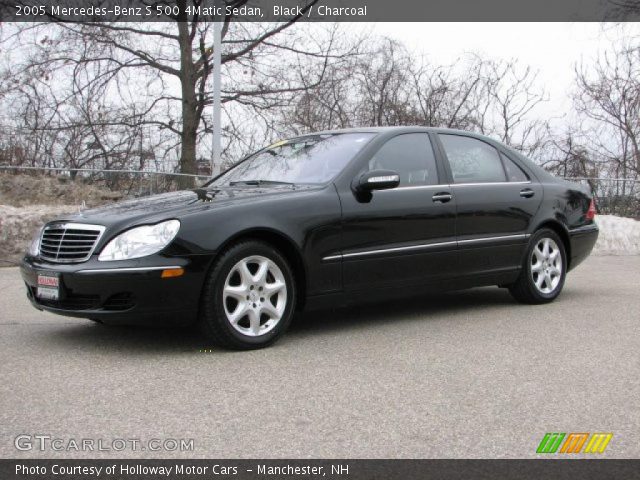 2005 Mercedes-Benz S 500 4Matic Sedan in Black