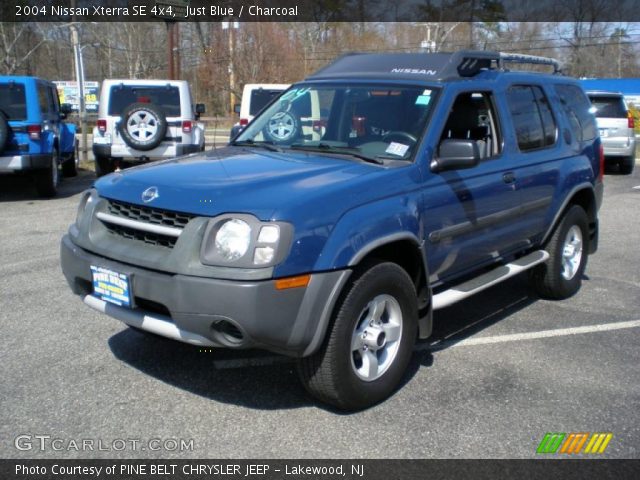 2004 Nissan Xterra SE 4x4 in Just Blue