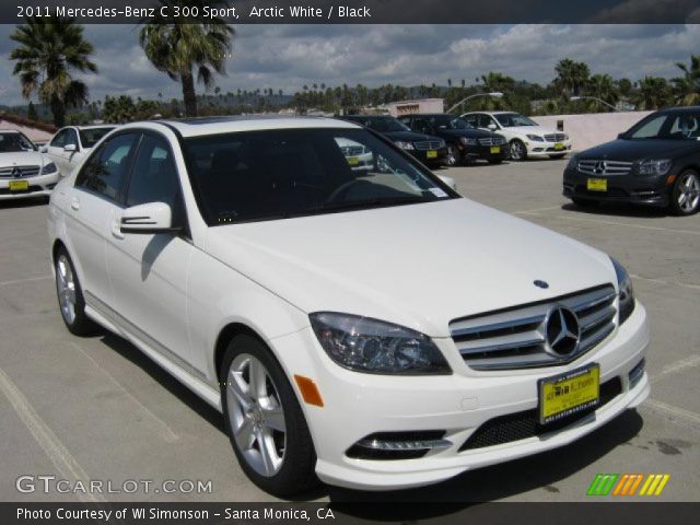 2011 Mercedes-Benz C 300 Sport in Arctic White