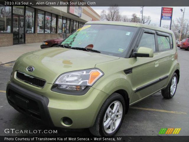 2010 Kia Soul + in Alien Green