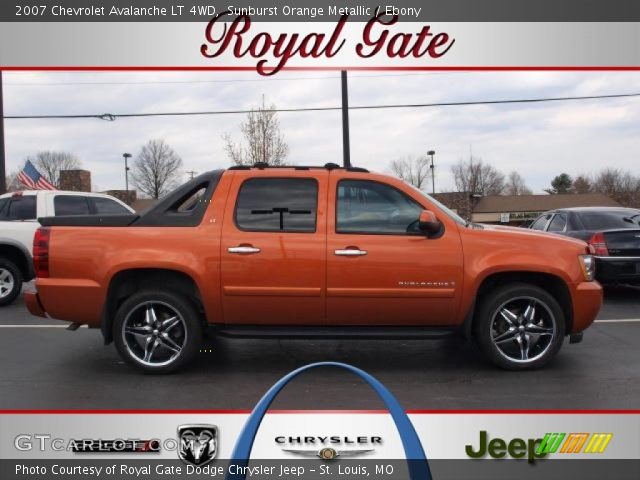 2007 Chevrolet Avalanche LT 4WD in Sunburst Orange Metallic