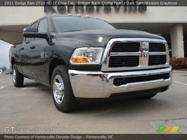 2011 Dodge Ram 2500 HD ST Crew Cab in Brilliant Black Crystal Pearl