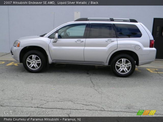 2007 Mitsubishi Endeavor SE AWD in Liquid Silver Metallic