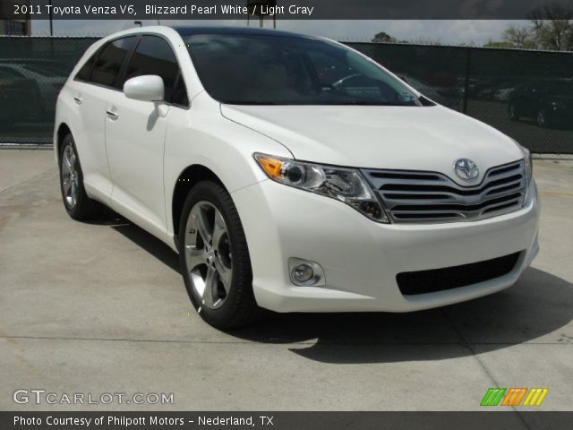 2011 Toyota Venza V6 in Blizzard Pearl White