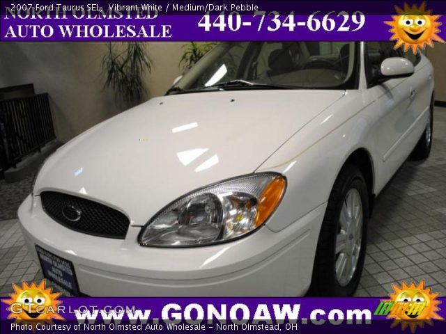 2007 Ford Taurus SEL in Vibrant White