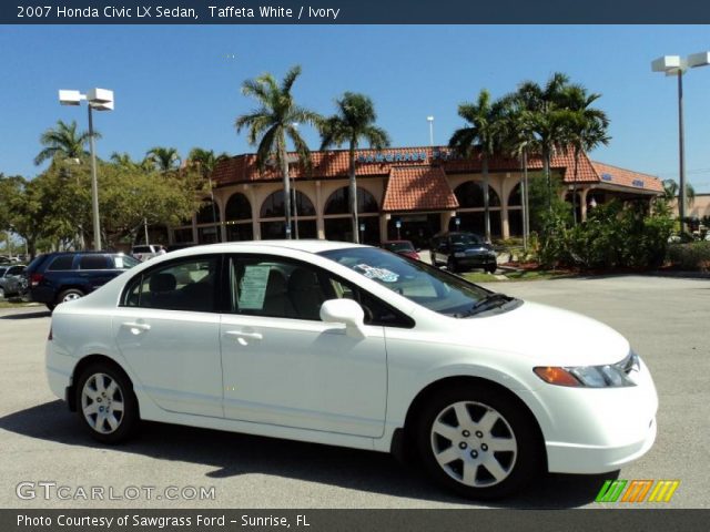 2007 Honda Civic LX Sedan in Taffeta White