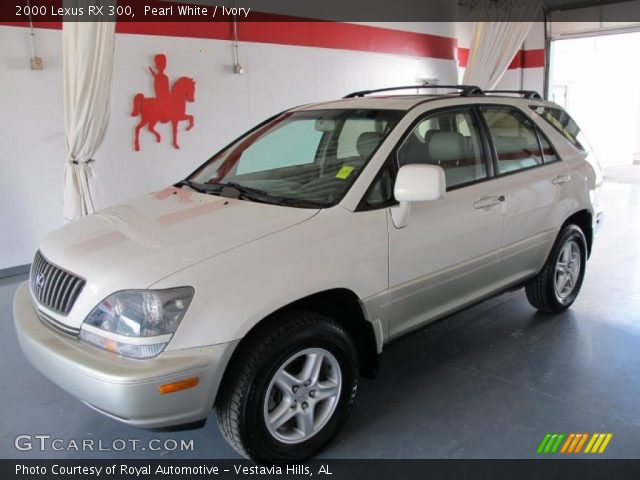 2000 Lexus RX 300 in Pearl White