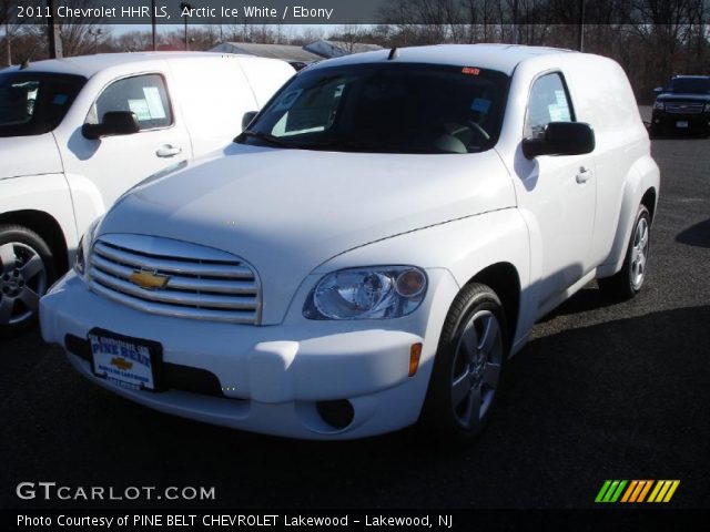 2011 Chevrolet HHR LS in Arctic Ice White