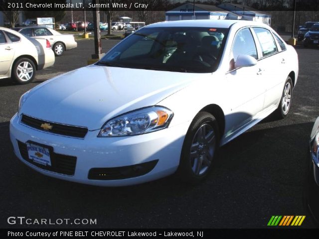 2011 Chevrolet Impala LT in Summit White