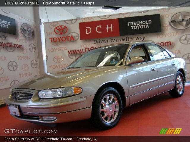 2002 Buick Regal LS in Light Sandrift Metallic