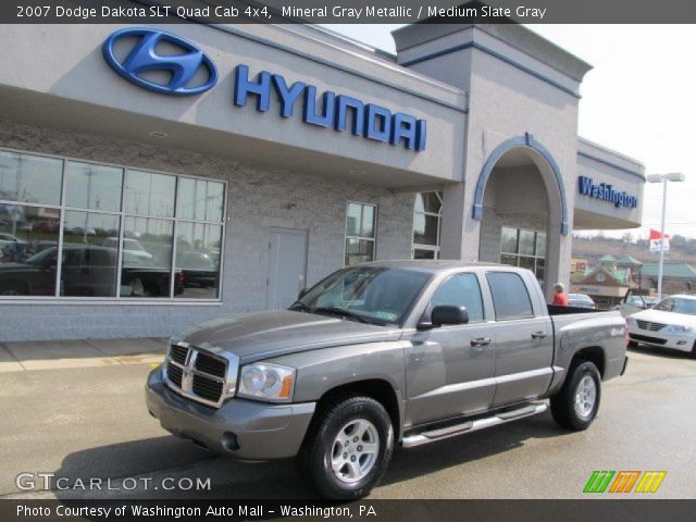 2007 Dodge Dakota SLT Quad Cab 4x4 in Mineral Gray Metallic