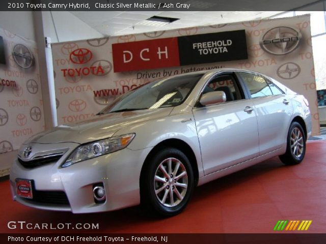 2010 Toyota Camry Hybrid in Classic Silver Metallic