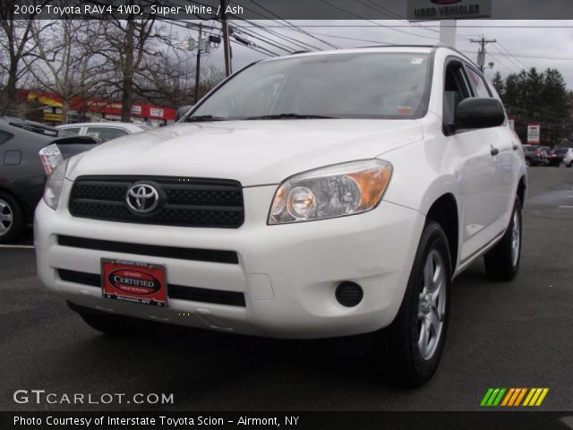 2006 Toyota RAV4 4WD in Super White