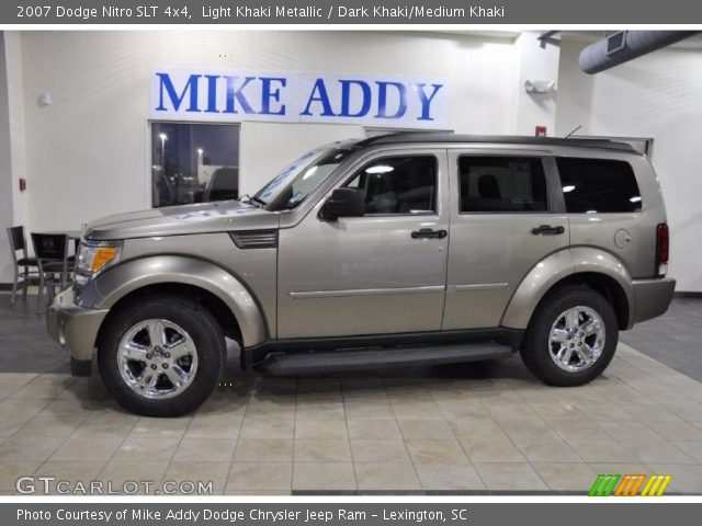 2007 Dodge Nitro SLT 4x4 in Light Khaki Metallic
