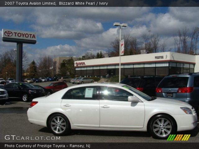 2007 Toyota Avalon Limited in Blizzard White Pearl
