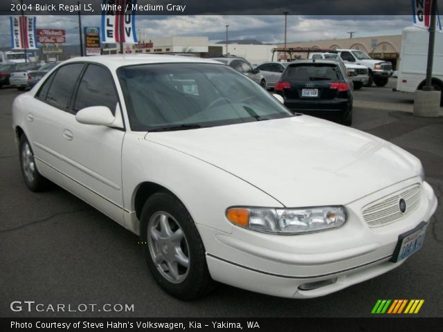 2004 Buick Regal LS in White