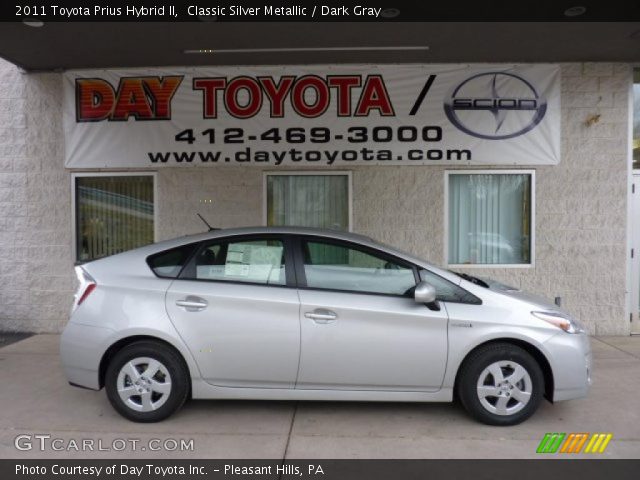 2011 Toyota Prius Hybrid II in Classic Silver Metallic