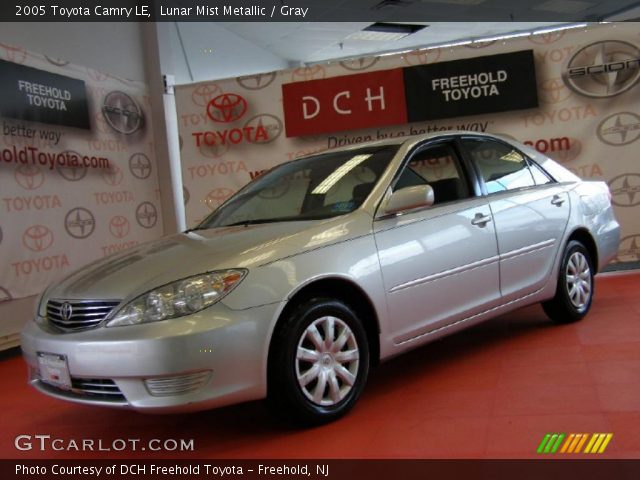 2005 Toyota Camry LE in Lunar Mist Metallic