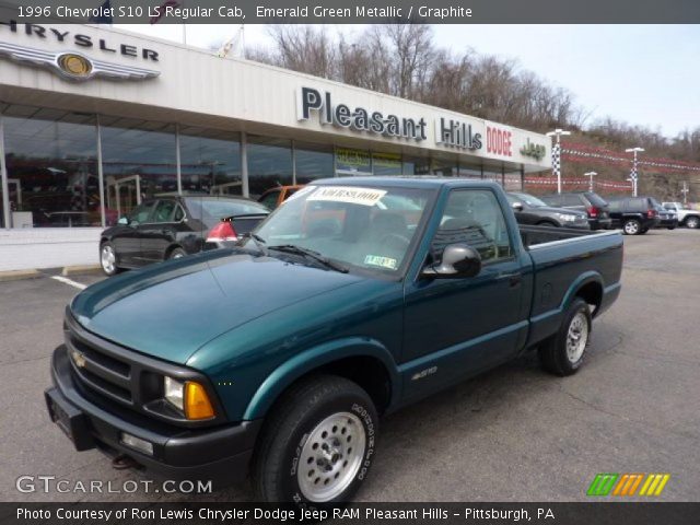 1996 Chevrolet S10 LS Regular Cab in Emerald Green Metallic