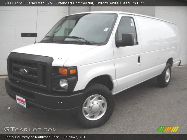2011 Ford E Series Van E250 Extended Commercial in Oxford White