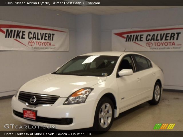 2009 Nissan Altima Hybrid in Winter Frost Pearl