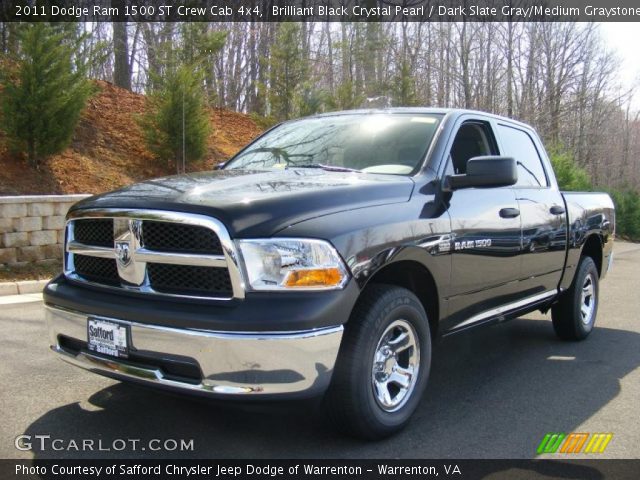 2011 Dodge Ram 1500 ST Crew Cab 4x4 in Brilliant Black Crystal Pearl