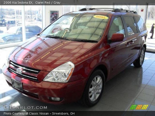 2006 Kia Sedona EX in Claret Red