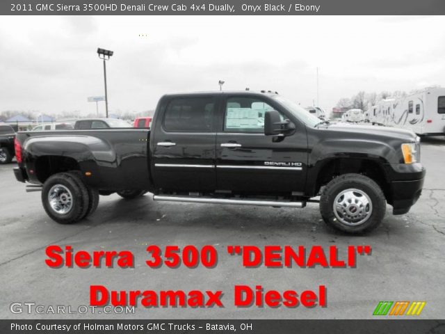 2011 GMC Sierra 3500HD Denali Crew Cab 4x4 Dually in Onyx Black
