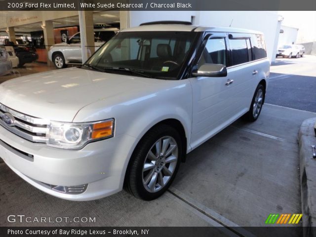 2009 Ford Flex Limited in White Suede Clearcoat