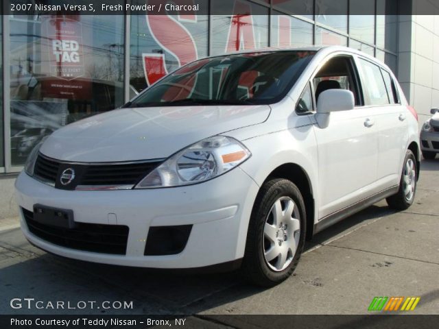 2007 Nissan Versa S in Fresh Powder