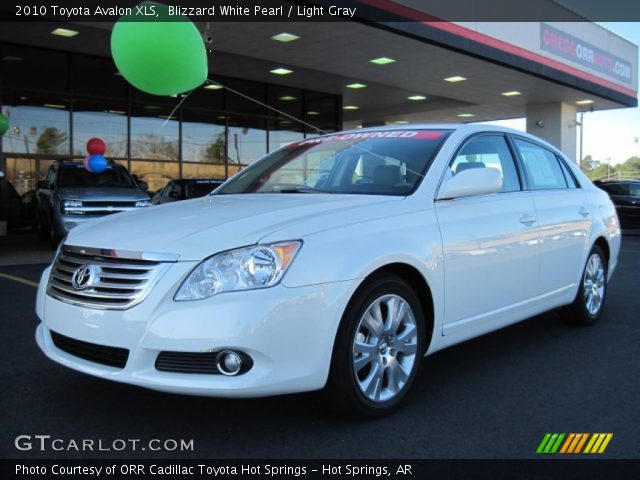 2010 Toyota Avalon XLS in Blizzard White Pearl
