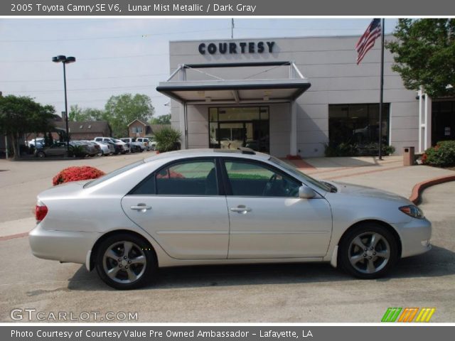 2005 Toyota Camry SE V6 in Lunar Mist Metallic