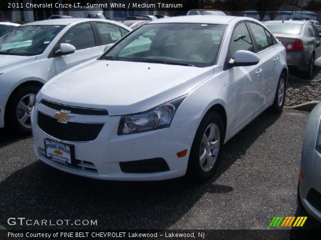 2011 Chevrolet Cruze LT in Summit White