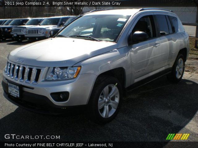 2011 Jeep Compass 2.4 in Bright Silver Metallic