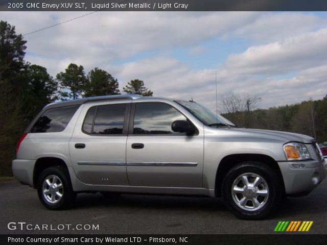 2005 GMC Envoy XUV SLT in Liquid Silver Metallic