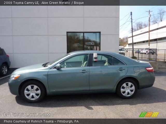 2009 Toyota Camry LE in Aloe Green Metallic