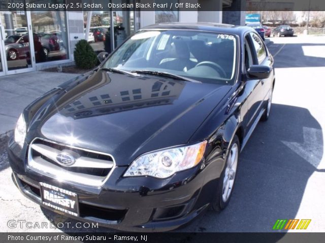 2009 Subaru Legacy 2.5i Sedan in Obsidian Black Pearl