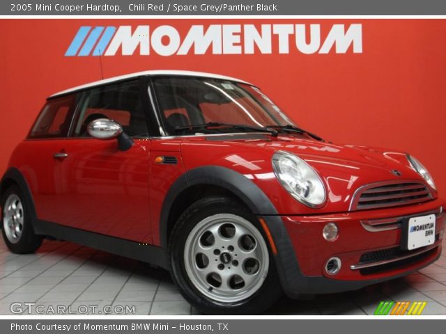 2005 Mini Cooper Hardtop in Chili Red