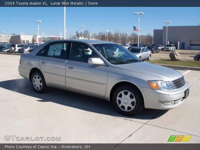 2004 Toyota Avalon XL in Lunar Mist Metallic