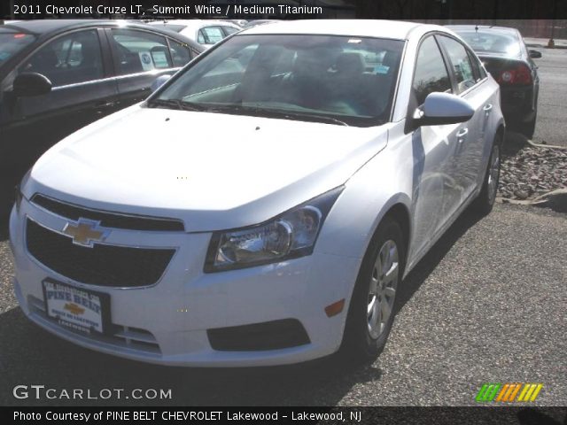 2011 Chevrolet Cruze LT in Summit White