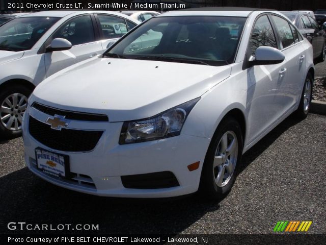 2011 Chevrolet Cruze LT in Summit White