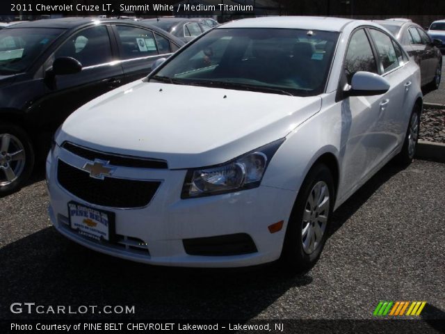 2011 Chevrolet Cruze LT in Summit White