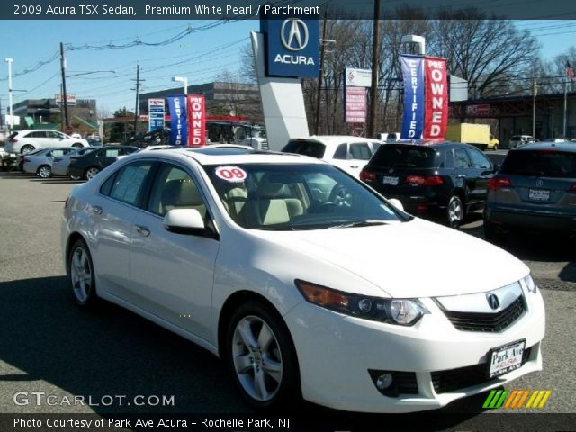 2009 Acura TSX Sedan in Premium White Pearl