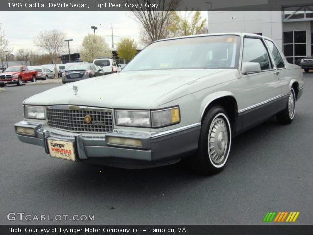 1989 Cadillac DeVille Sedan in Light Pearl Gray