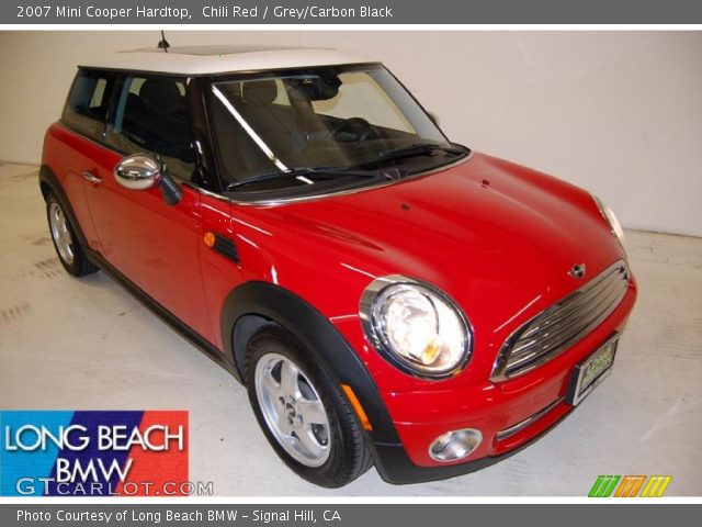 2007 Mini Cooper Hardtop in Chili Red