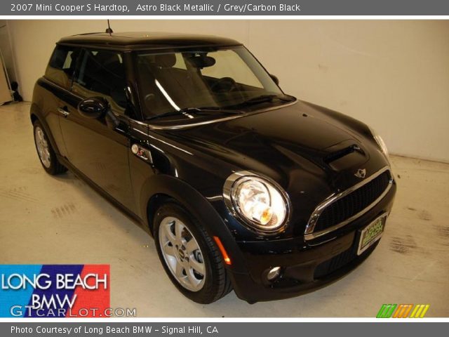 2007 Mini Cooper S Hardtop in Astro Black Metallic